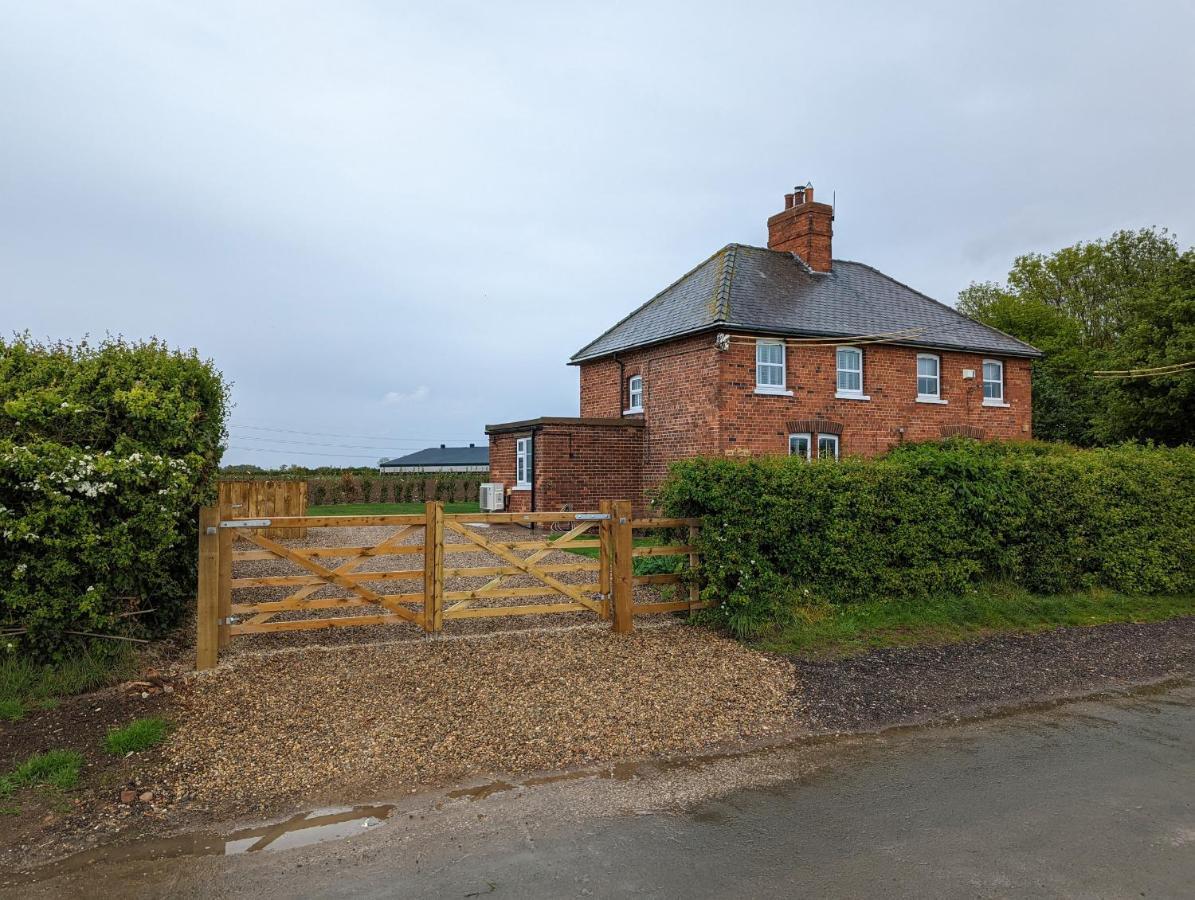 2 Lane End Cottages Kingston upon Hull Exterior foto